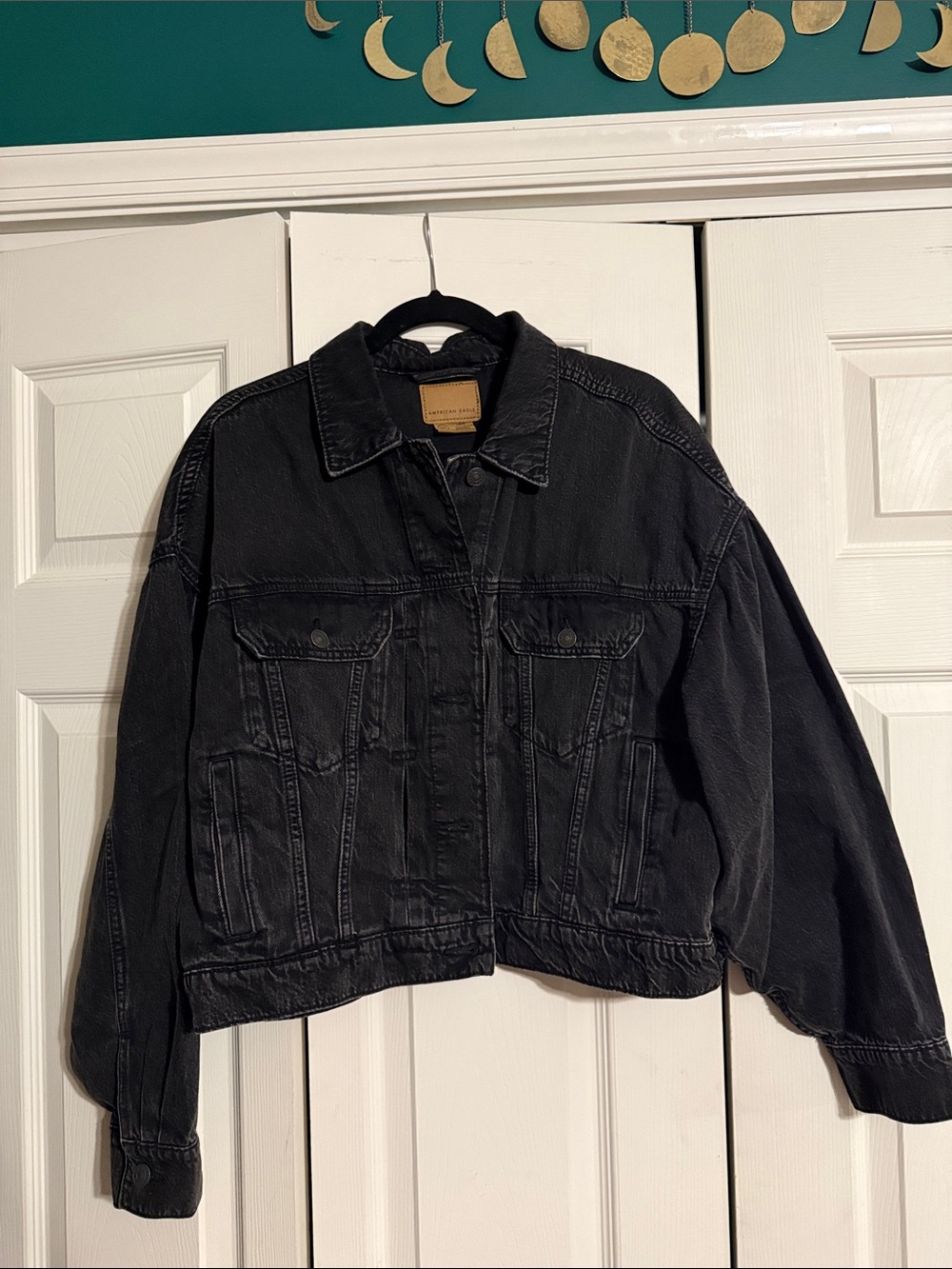cropped black denim jacket
